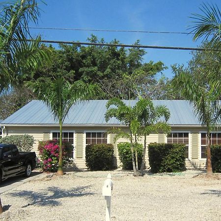 Lazy Cuckoo Inn - Sleek And Stylish Studio Apartments Fort Myers Beach Zewnętrze zdjęcie