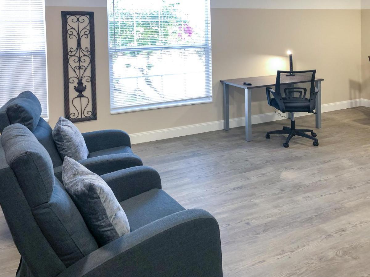 Lazy Cuckoo Inn - Sleek And Stylish Studio Apartments Fort Myers Beach Zewnętrze zdjęcie