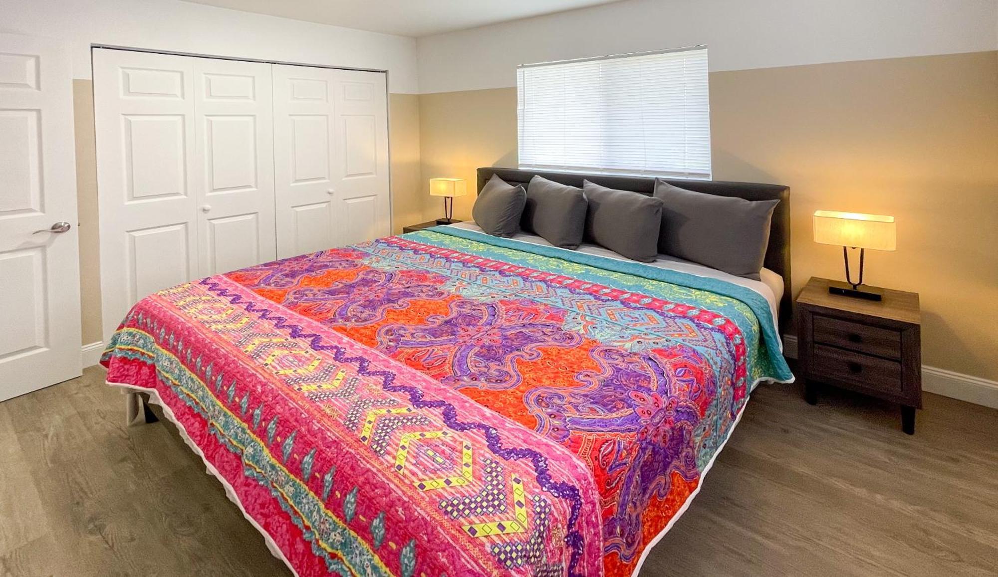 Lazy Cuckoo Inn - Sleek And Stylish Studio Apartments Fort Myers Beach Zewnętrze zdjęcie